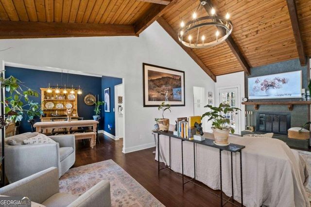 1718 CHRISTIE Drive NE, Marietta, GA 30066