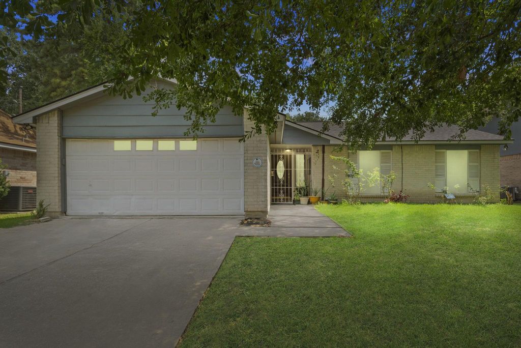 23602 Wintergate Drive, Spring, TX 77373