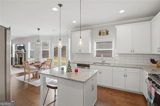 619 Little Bear Loop, Canton, GA 30114