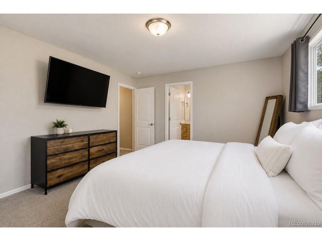 212 Sycamore Ave, Johnstown, CO 80534