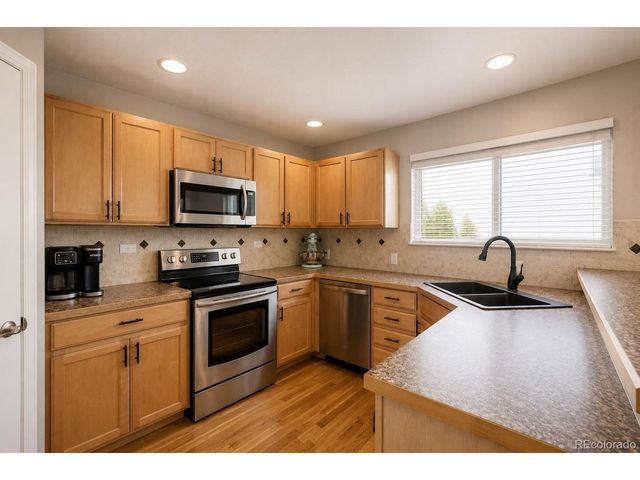 212 Sycamore Ave, Johnstown, CO 80534