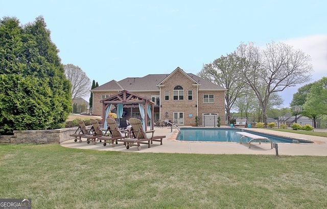 100 Wickham Drive, Tyrone, GA 30290
