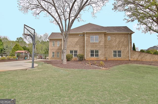 100 Wickham Drive, Tyrone, GA 30290