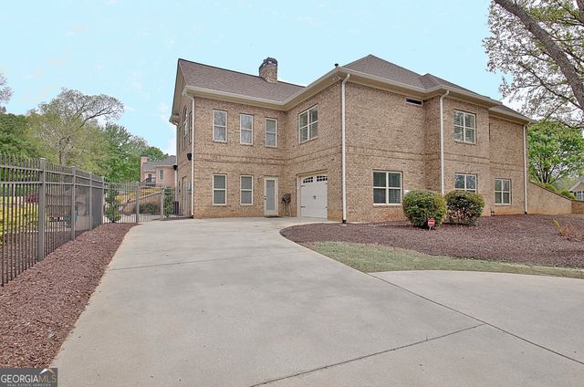 100 Wickham Drive, Tyrone, GA 30290