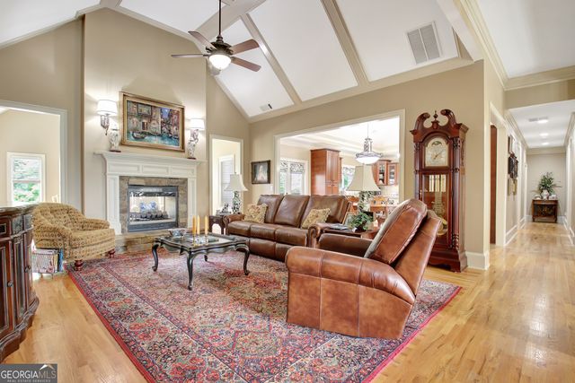 100 Wickham Drive, Tyrone, GA 30290