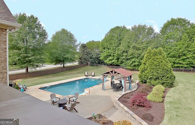 100 Wickham Drive, Tyrone, GA 30290