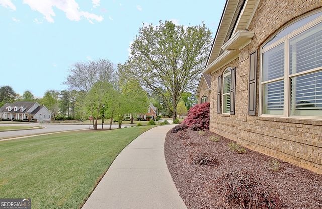 100 Wickham Drive, Tyrone, GA 30290
