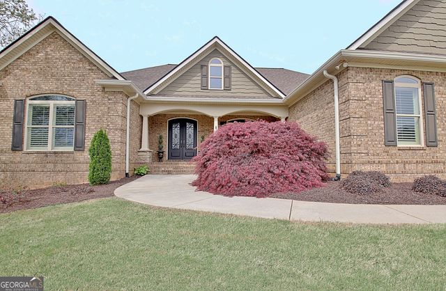 100 Wickham Drive, Tyrone, GA 30290