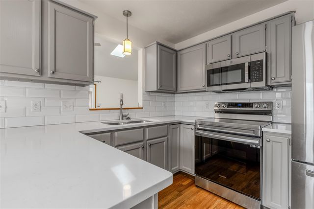 1511 Lenox Road, Grand Rapids, MI 49506