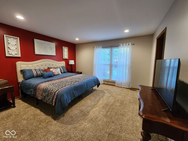 53 Heritage Drive, Terre Haute, IN 47803