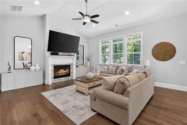 2183 Calverton Lane SW, Atlanta, GA 30331