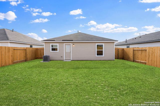 3419 Warlow Branch, San Antonio, TX 78109