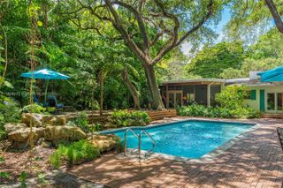 3540 N Moorings Way, Miami, FL 33133