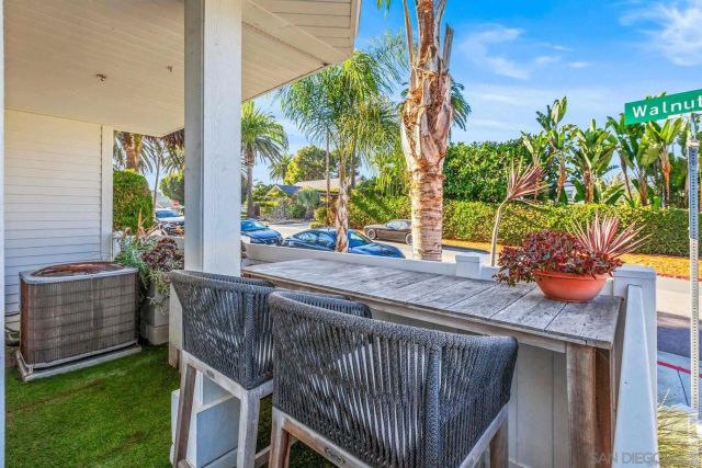 3301 Lincoln, Carlsbad, CA 92008