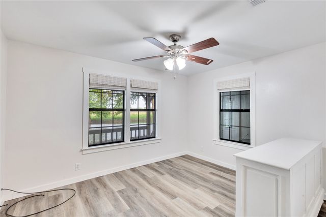 17252 State Highway 317, Moody, TX 76557