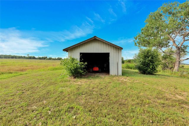 17252 State Highway 317, Moody, TX 76557