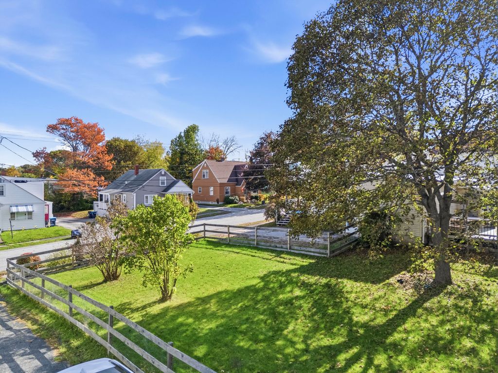 72 Webber Avenue, Lewiston, ME 04240 — photo 3