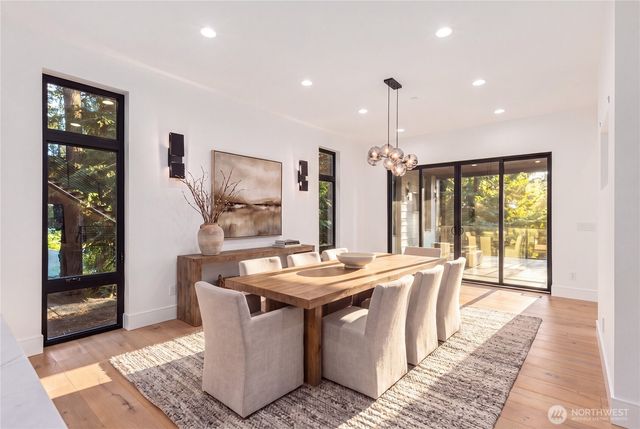 17720 SE 63rd Place, Bellevue, WA 98006
