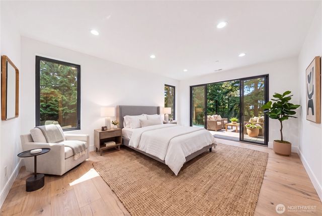 17720 SE 63rd Place, Bellevue, WA 98006