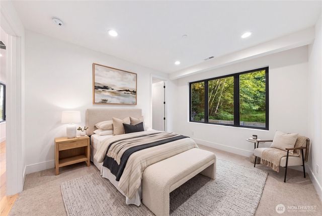 17720 SE 63rd Place, Bellevue, WA 98006