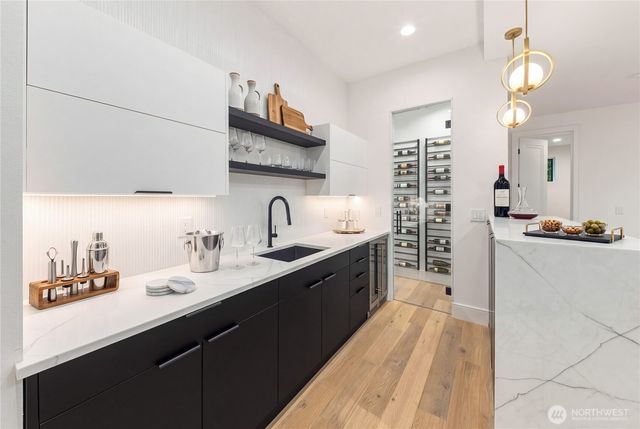 17720 SE 63rd Place, Bellevue, WA 98006
