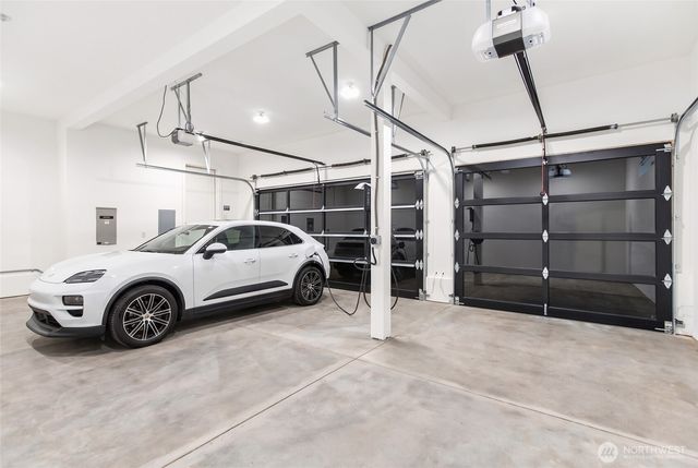 17720 SE 63rd Place, Bellevue, WA 98006
