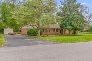 133 Windsor Dr, Hopkinsville, KY 42240