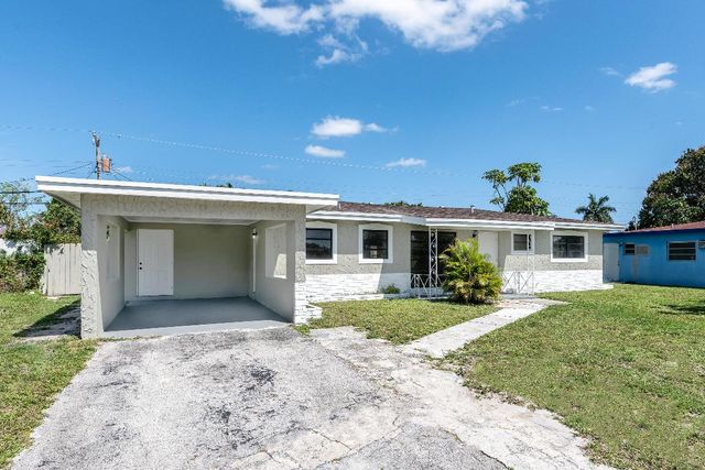 1040 Long Island Avenue, Fort Lauderdale, FL 33312