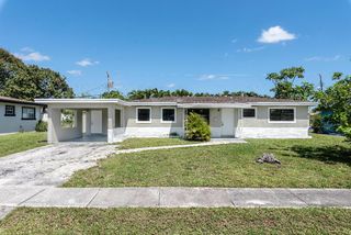 1040 Long Island Avenue, Fort Lauderdale, FL 33312