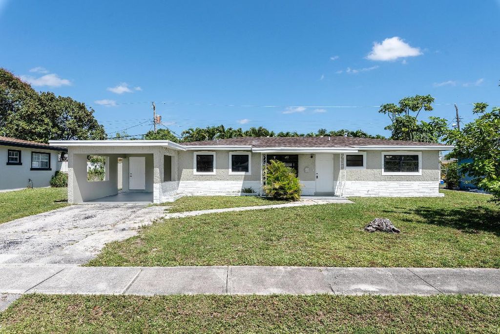 1040 Long Island Avenue, Fort Lauderdale, FL 33312