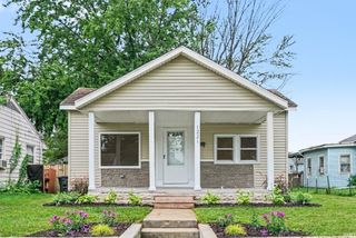 1221 S 32nd Street, South Bend, IN 46615