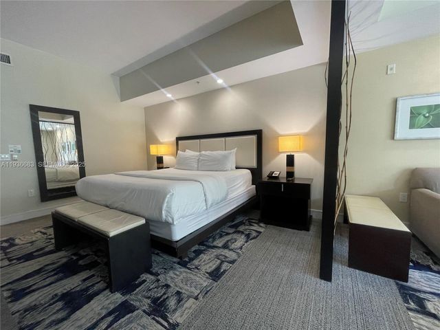 5300 NW 87th Ave 1103, Doral, FL 33178