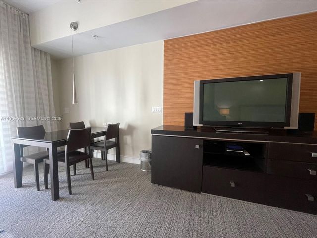 5300 NW 87th Ave 1103, Doral, FL 33178