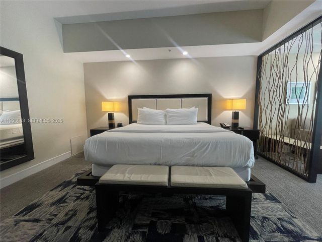 5300 NW 87th Ave 1103, Doral, FL 33178