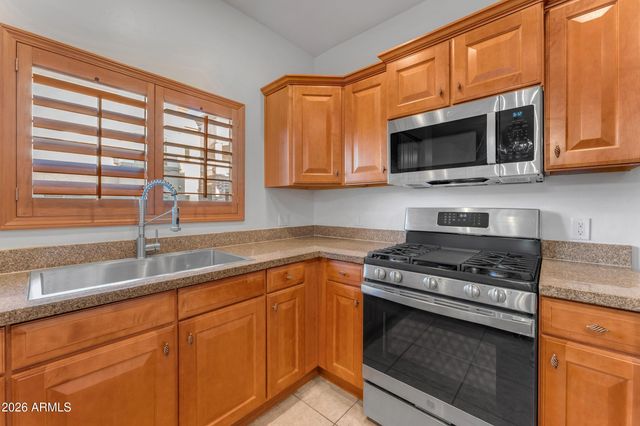 5450 E Deer Valley Drive 2206, Phoenix, AZ 85054