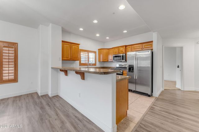 5450 E Deer Valley Drive 2206, Phoenix, AZ 85054