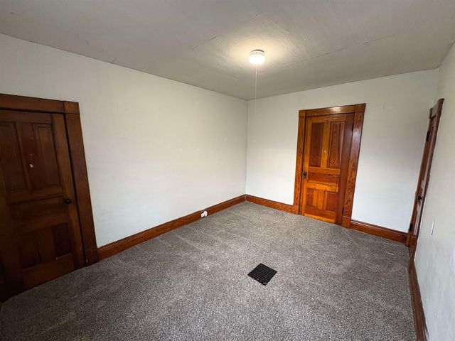 211 S Morton Street, Kendallville, IN 46755