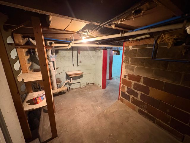 211 S Morton Street, Kendallville, IN 46755