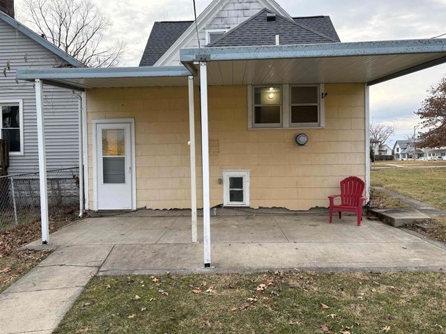 211 S Morton Street, Kendallville, IN 46755