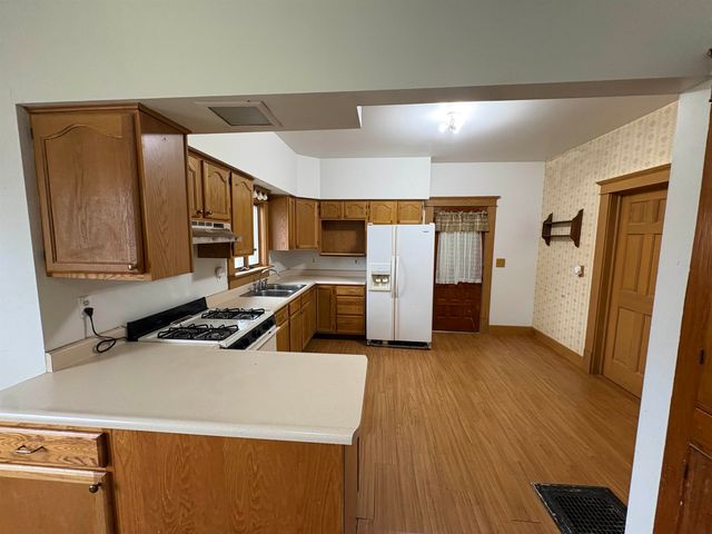 211 S Morton Street, Kendallville, IN 46755