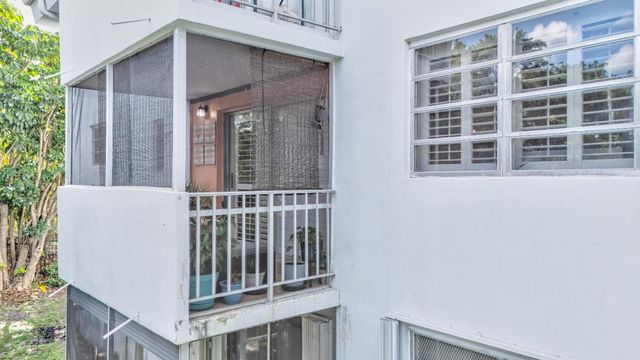 1400 Tallwood Avenue 206, Hollywood, FL 33021