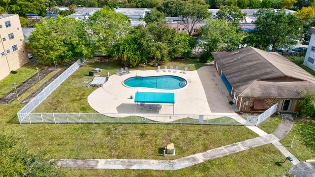 1400 Tallwood Avenue 206, Hollywood, FL 33021