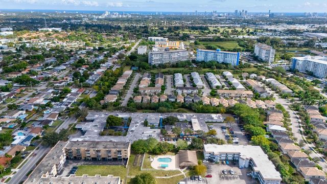 1400 Tallwood Avenue 206, Hollywood, FL 33021