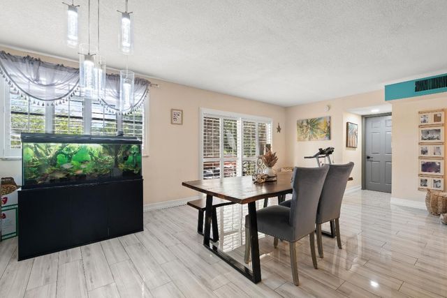 1400 Tallwood Avenue 206, Hollywood, FL 33021