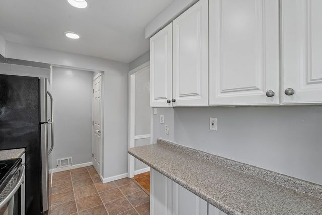 4211 McKee DRIVE, Whitehall, PA 15236
