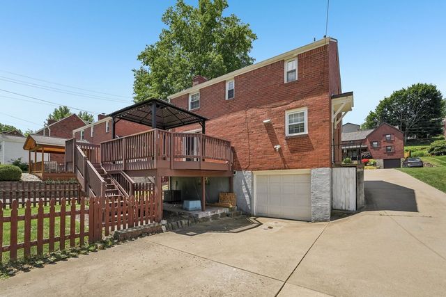 4211 McKee DRIVE, Whitehall, PA 15236