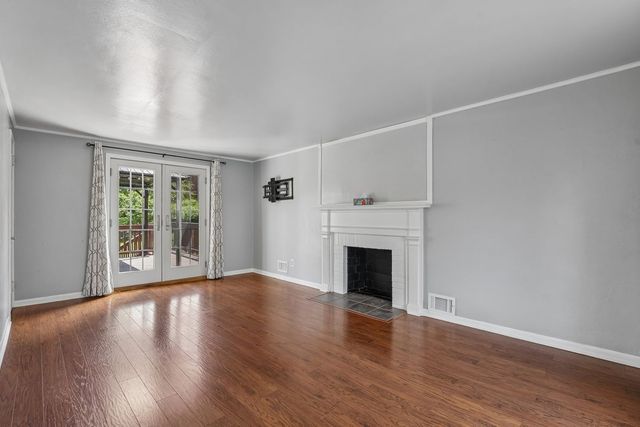 4211 McKee DRIVE, Whitehall, PA 15236