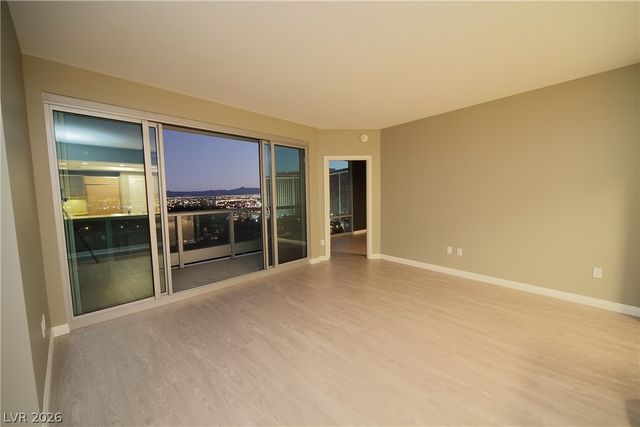 322 Karen Avenue 1803, Las Vegas, NV 89109