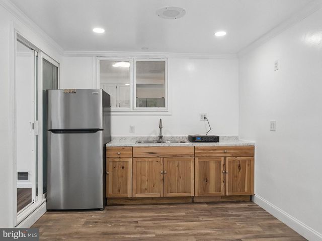 2210 BERKSHIRE RD, Lancaster, PA 17603