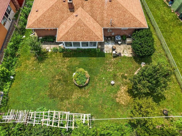1616 Sienna Lane N, Columbus, OH 43229